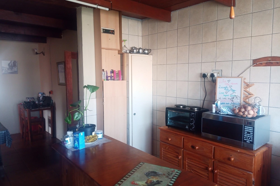 2 Bedroom Property for Sale in Gansbaai Central Western Cape